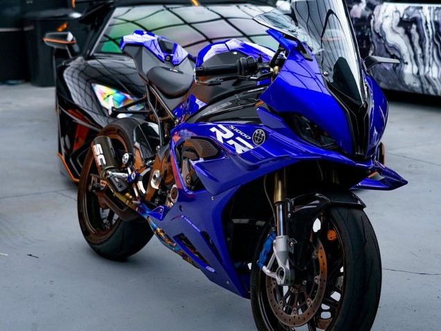 2023-2024 Glossy Dark Blue BMW S1000RR Motorcycle Fairings