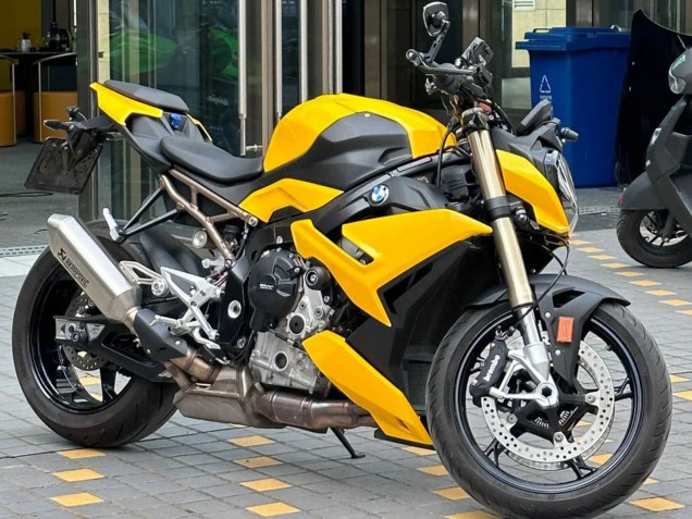 2021-2025 Yellow BMW S1000R Motorcycle Fairings