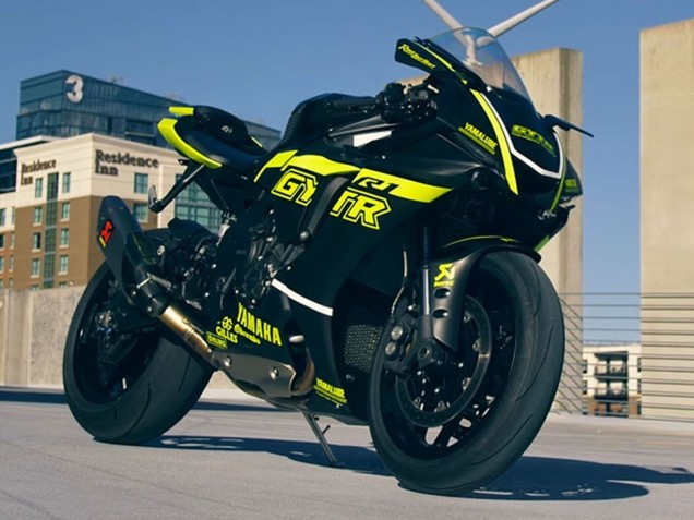 2020-2025 Glossy Black Fluorescent Yellow Yamaha YZF 1000 R1 Motorcycle Fairings