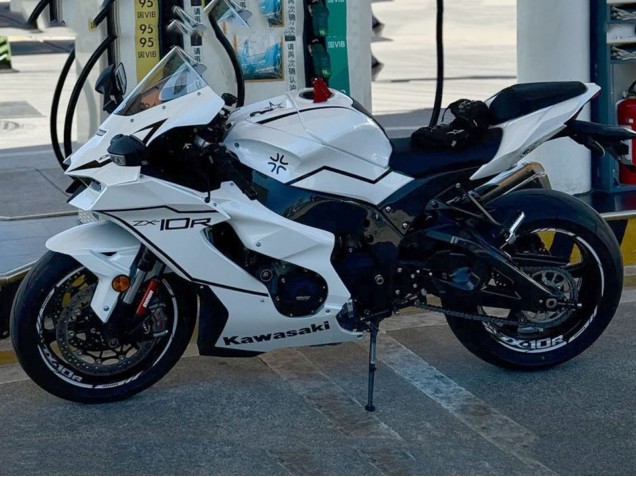 2021-2025 White Black Kawasaki ZX10R Motorcycle Fairings