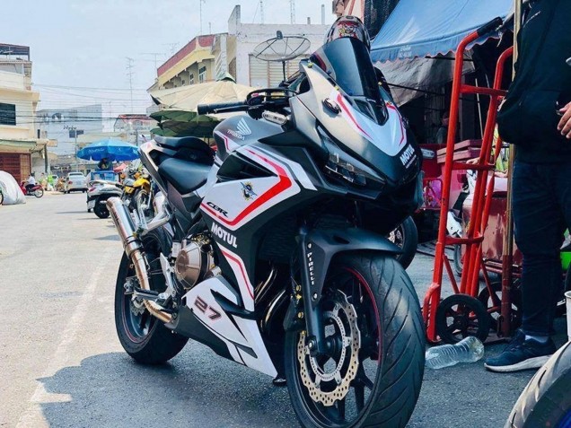 2016-2018 White Red Matte Black Honda CBR500R Motorcycle Fairings