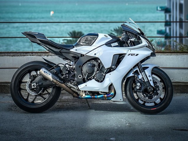 2020-2025 White Yamaha YZF 1000 R1 Motorcycle Fairing
