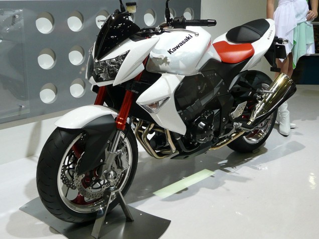 2003-2006 Pearl White Kawasaki Z1000 Motorcycle Fairings