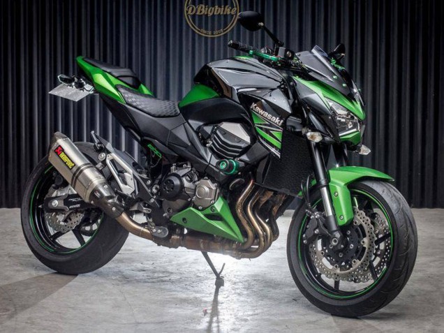2013-2018 Green Glossy Black Kawasaki Z800 Motorcycle Fairings