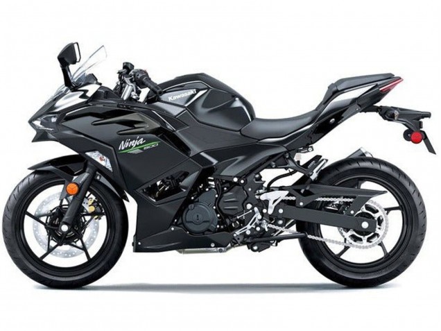2024-2025 Glossy Black Kawasaki Ninja 500 EX500R Motorcycle Fairings