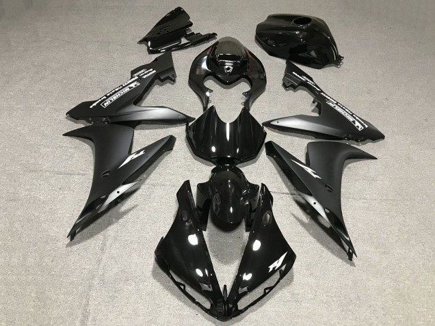2004-2006 Glossy Black Matte Black Yamaha YZF 1000 R1 Motorcycle Fairings