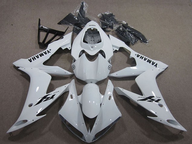 2004-2006 White Black Decal Yamaha YZF R1 Motorcycle Fairings
