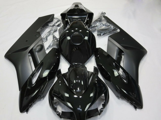 Aftermarket 2004-2005 Matte and Gloss Black Honda CBR1000RR Motorcycle Fairings