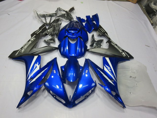 Aftermarket 2004-2006 Blue and Matte Yamaha R1 Motorcycle Fairings Aftermarket 2004-2006 Blue and Matte Yamaha R1 Motorcycle Fairings