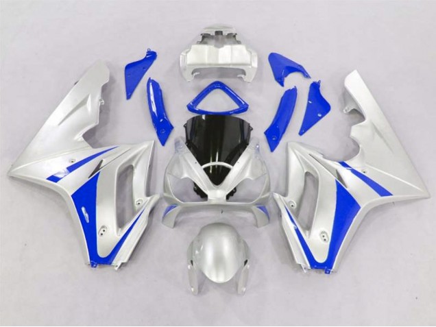 Aftermarket 2006-2008 Silver and Blue Triumph Daytona 675 Motorcycle Fairings Aftermarket 2006-2008 Silver and Blue Triumph Daytona 675 Motorcycle Fairings