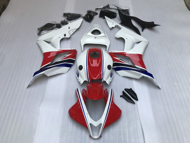 Aftermarket 2007-2008 Gloss Red and White- CBR 600RR 07-08 Honda CBR600RR Motorcycle Fairings Aftermarket 2007-2008 Gloss Red and White- CBR 600RR 07-08 Honda CBR600RR Motorcycle Fairings
