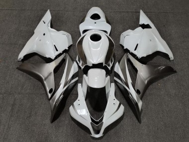 Aftermarket 2009-2012 Gloss White and Silver Honda CBR600RR Motorcycle Fairings
