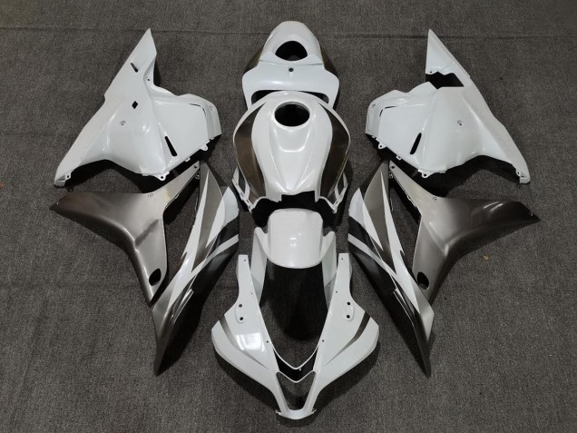 Aftermarket 2009-2012 Gloss White and Silver Honda CBR600RR Motorcycle Fairings Aftermarket 2009-2012 Gloss White and Silver Honda CBR600RR Motorcycle Fairings